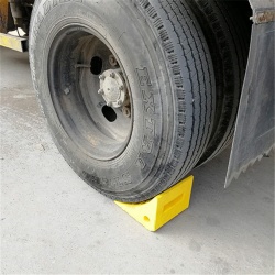 vehicle wheel chock using photo
