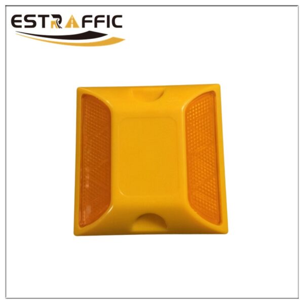 PRS-100-100-3 plastic road stud (1)